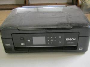 lot 2185 image: Epson printer with cord