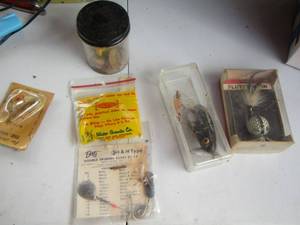 lot 2061 image: fishing lures new and used