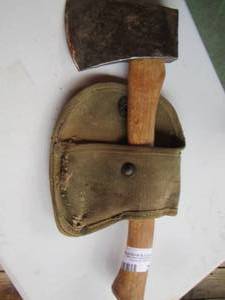 lot 2072 image: HATCHET