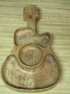 lot 2100 image: wooden guitar chip and dip serving trey