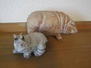 lot 2116 image: Hippo art