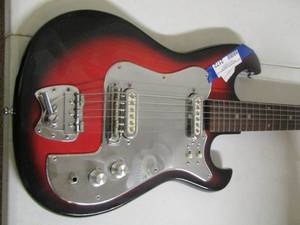 lot 2172 image: ELECTRIC GUITAR 6 string