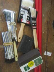 lot 2428 image: paint brushes