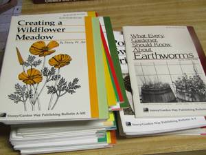 lot 2435 image: flower and gardening books