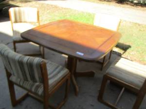 lot 2449 image: dining room table with 4 padded  chairs