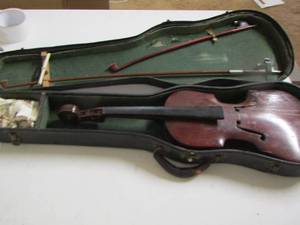lot 2265 image: violin in case no strings