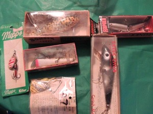 lot 1998 image: Lures- bomber creek Chubb, Rapallo lazy Ike plus  total lures