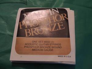 lot 2008 image: Marin phosphor bronze  guitar strings