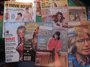 lot 2578 image: Magazines including People 19778 Brook Shields and country star round up