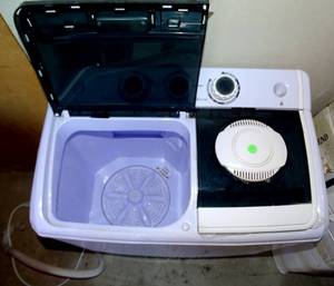 lot 14 image: $$$ PORTABLE 14 POUND WASHING MACHINE