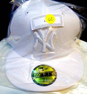 lot 62 image: BIG $ LOT - NEW ERA FITTED NEW YORK YANKEES WHITE ON WHITE EMBROIDERED BALL CAP (59FIFTY - SIZE 7 14)