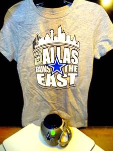 lot 81 image: DALLAS COWBOY FAN PACKAGE - XS T-SHIRT & PLASTIC HELMET KOOZIE