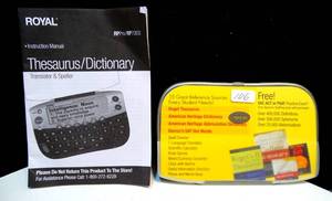 lot 106 image: ROYAL THESAURUS DICTIONARY SPELLER & TRANSLATOR ELECTRONIC HANDHELD RP7000