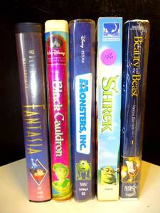 lot 146 image: LOT OF 5 DISNEY CLASSIC VHS TAPES - BEAUTY & BEAST NEWSEALED