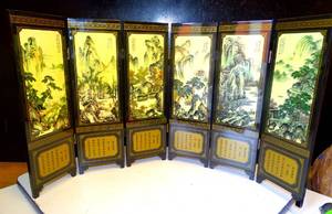 lot 160 image: $$$ CHECK COMPS - VINTAGE 1970s CHINESE ART FOLDING MINI DIVIDER