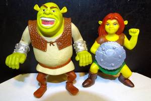 lot 193 image: McDONALDs SHREK HAPPY MEAL TOY LOT