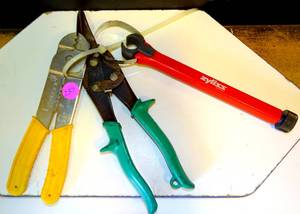 lot 237 image: ASSORTMENT OF TOOLS AS SHOWN