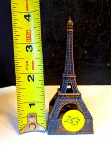 lot 253 image: VINTAGE DIE CAST METAL EIFFEL TOWER PENCIL SHARPENER