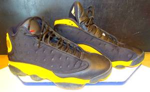 lot 284 image: $$$ COLLECTABLE Jordan 13 Retro Carmelo Class Of 2002 414571-035 Mens 11