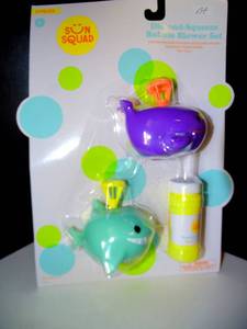 lot 134 image: NEW - DIP & SQUEEZE BUBBLE SET