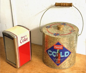 lot 19 image: Vintage Coca-Cola Napkin Dispenser &amp Ice BucketCooler