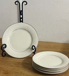 lot 61 image: Five (5) Ivory Fantasy White On White China Salad Plates WEtched Platinum Bands