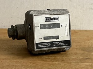 lot 69 image: Roughneck Mechanical Fuel Meter, 4-20 GPM, 1 in. Inlet Outlet