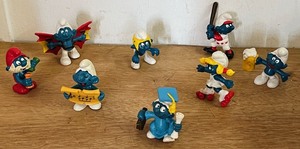 lot 71 image: Rare Vintage Lot of Eight (8)1970s-1980s Peyo Schleich Smurf Figures