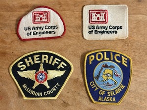 lot 76 image: Sheriff, Police, &amp US Army Core of Engineers Uniform Patches