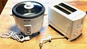 lot 105 image: Aroma Rice Cooker &amp Rival Two (2) Piece Electronic Toaster