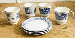 lot 136 image: Blue Willow Fine China CoffeeTea Cup (4) &amp Saucers (3)