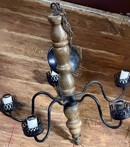 lot 97 image: AntiqueVintage Western Themed Chandelier&nbsp