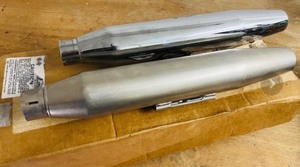lot 130 image: Harley Davidson Screaming Eagle Performance Parts Muffler Kit - Fits 1998 and Later Dyna Models