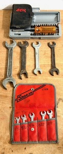 lot 95 image: Assorted Wrenches &amp Screwdriver and Bit Sets - Including Snap-On C-520 Wrench Set