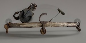 lot 40 image: Antique Barn Finds - Wooden Single Tree OxenHorse Yolk, Iron Pulley, Hay Hook, &amp Broken Horse Shoe