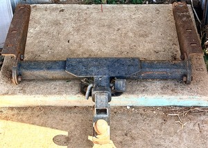 lot 14 image: Pickup Receiver Hitch W Drop Hitch &amp Ball