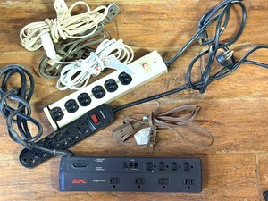 lot 113 image: Four Extension Cords &amp Three Power Strips - Including APC SurgeArrest
