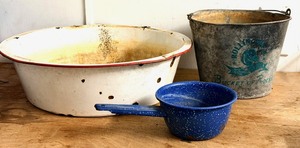 lot 126 image: AntiqueVintage Enamelware Wash Basin &amp Sauce Pan WCorrigated Bucket