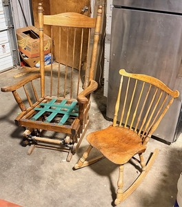 lot 128 image: Antique Childs Rocker &amp Vintage GliderRocker