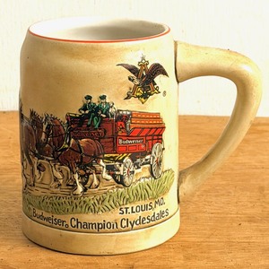 lot 129 image: Highly Collectible 1980 Budweiser Championship Clydesdale Horses First Holiday Beer Stein