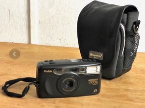 lot 241 image: Kodak Ashantis 4100 ix Zoom Camera