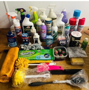 lot 300 image: Huge Lot of Household Chemicals &amp Cleaning Supplies