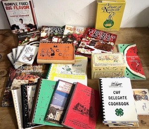 lot 318 image: Huge Lot of Recipe Books & Organizational Recipe Compilations