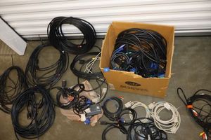 lot 55 image: VGA cables