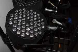 lot 96 image: LED stage lights clamping - 4 total