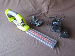 lot 532 image: Ryobi P2900 ShearShrubber with charger and battery (See video)