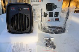 lot 135 image: Micro Spot MS5 speaker with mounting bracket