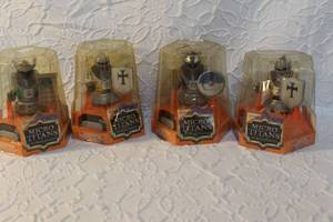 lot 33 image: 4-Micro Titans toy. All unopened