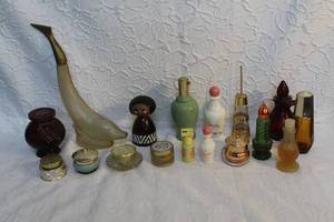 lot 96 image: Mixed lot of Avon bottles