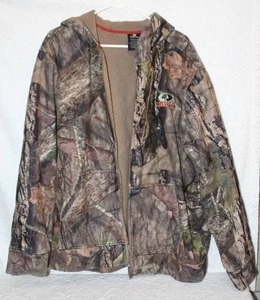 lot 78 image: Mossy oak XL 4648 size coat